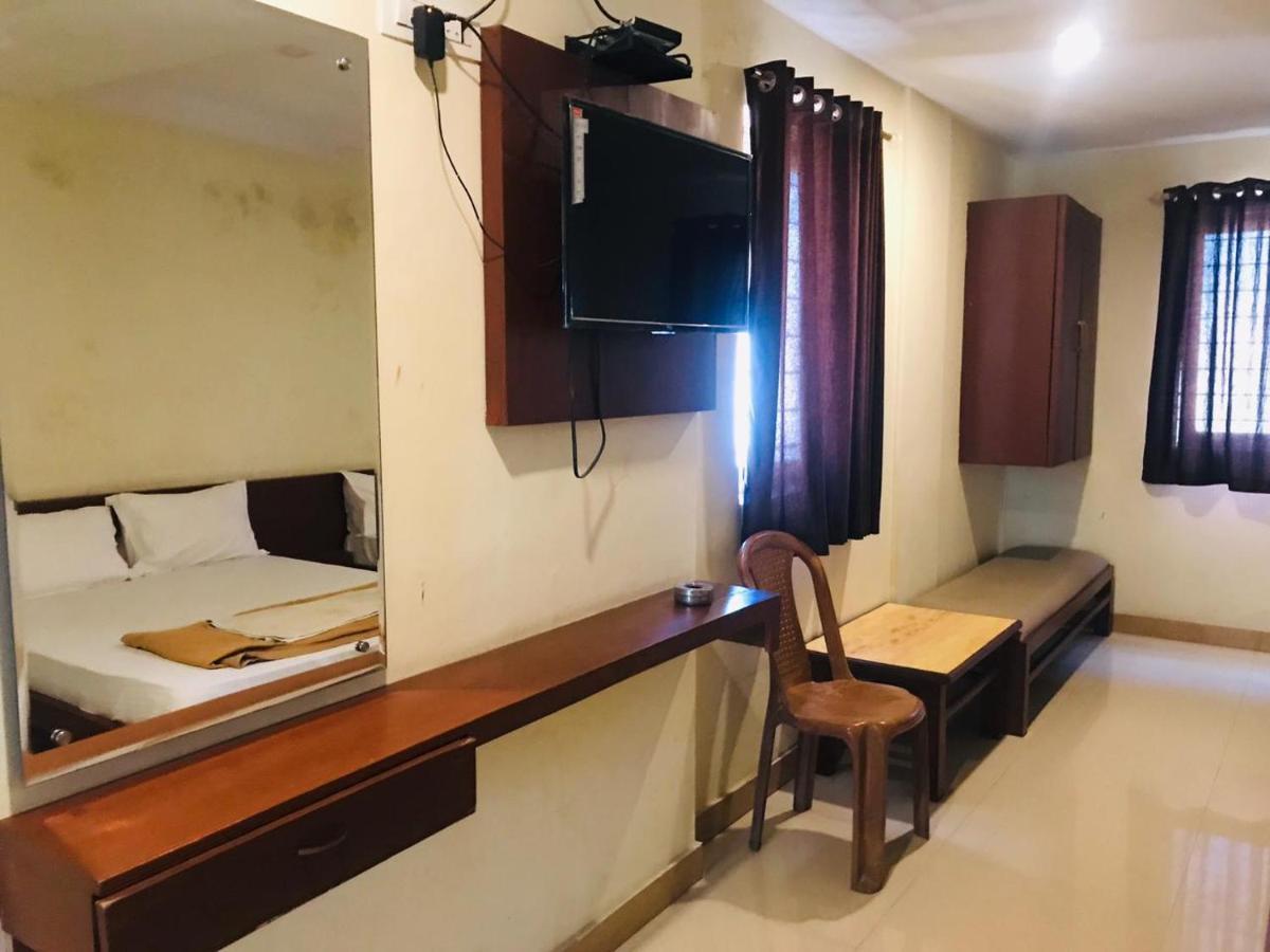 Staymaker Bright Palace Residency Shivamogga Exterior foto